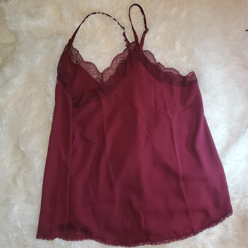 Merlot Boho Lace v-neck camisole - Picture 4 of 5
